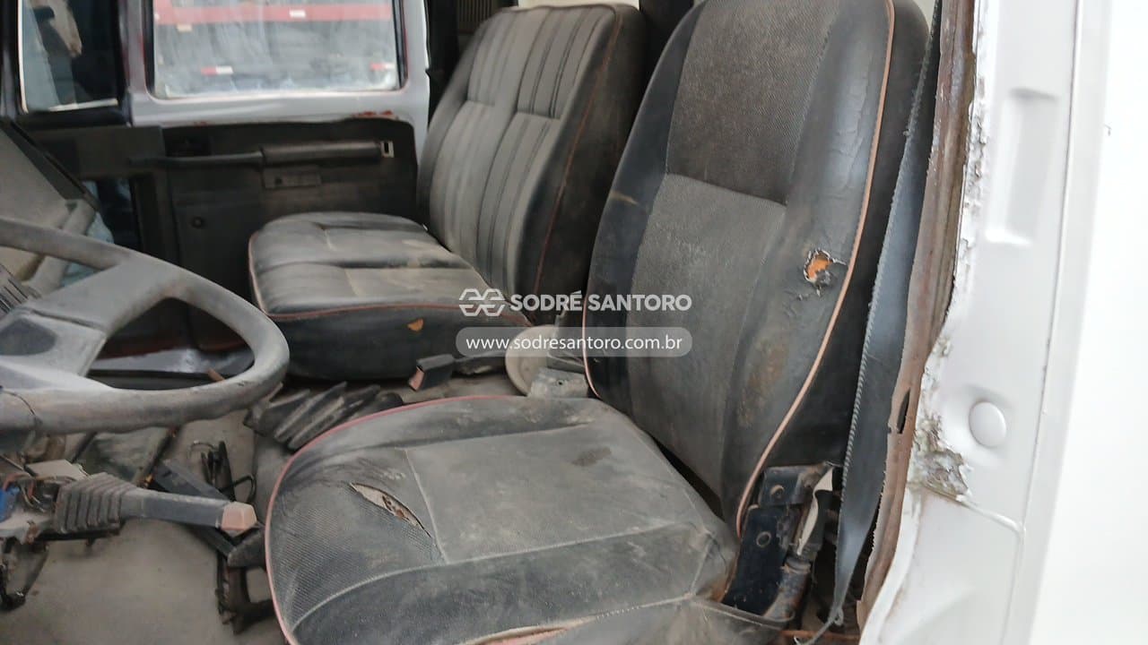 Ford Cargo 2425 2000 — foto 9