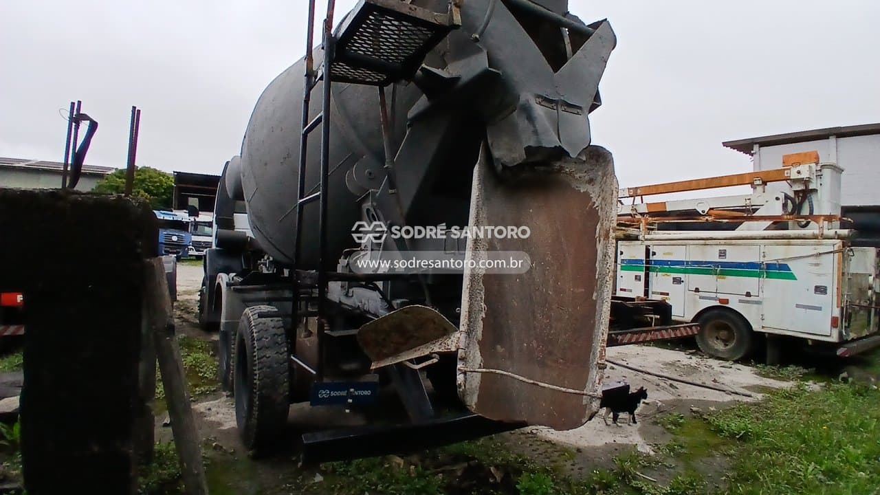 Ford Cargo 2425 2000 — foto 2