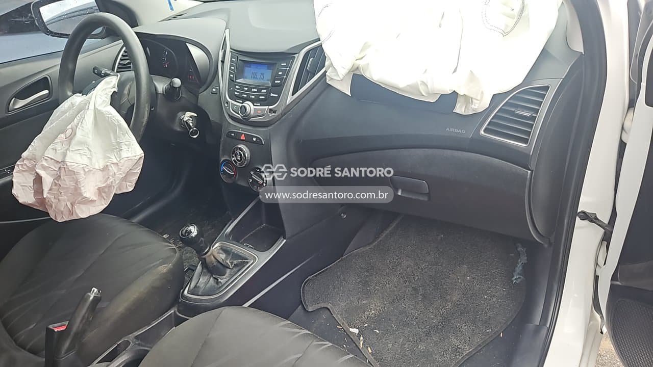 Hyundai Hb20s 1.0m Comf 2014 — foto 8