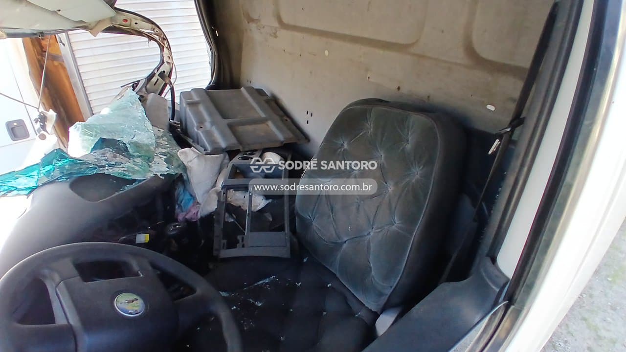 Volkswagen 24.250 Cnc 6x2 2011 — foto 9