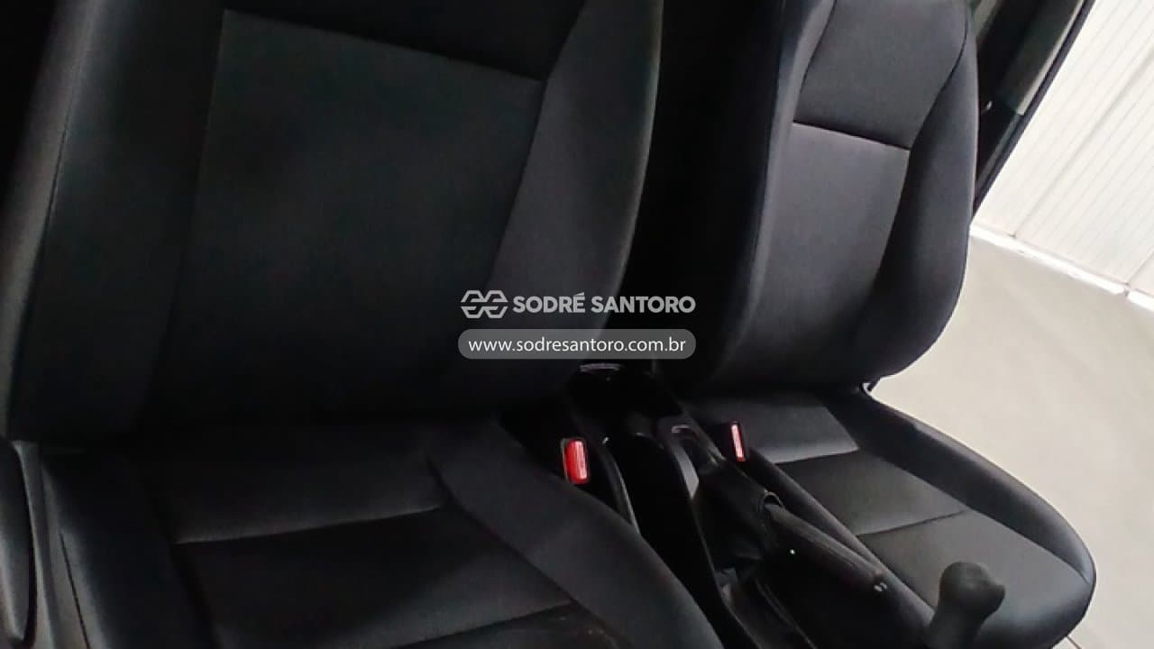 Toyota Hilux 2026 — foto 8