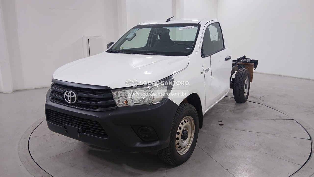 Toyota Hilux 2026 — foto 3