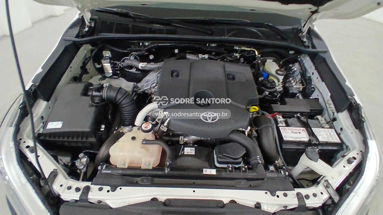 Toyota Hilux 2026 — foto 5