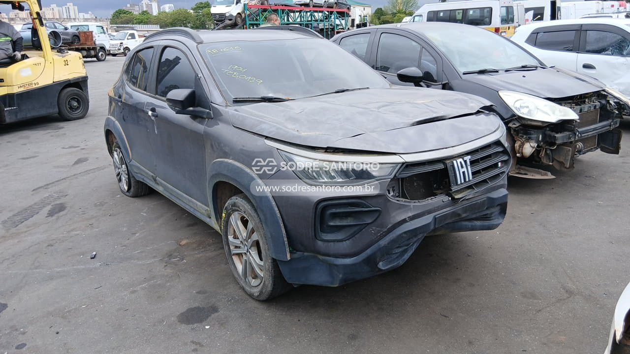 Fiat Pulse Drive Mt 2025, cinza