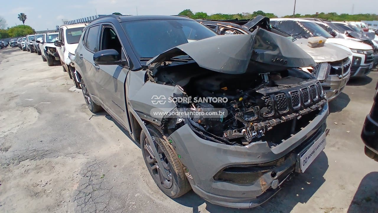 Jeep Compass Serie S Tf 2023, cinza