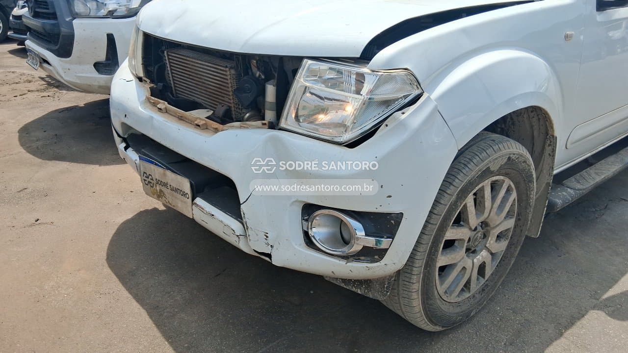 Nissan Frontier Sl 4x4 2015 — foto 11