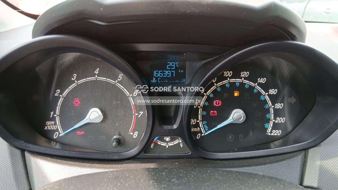 Ford Fiesta Ha 1.5l Se 2014 — foto 7