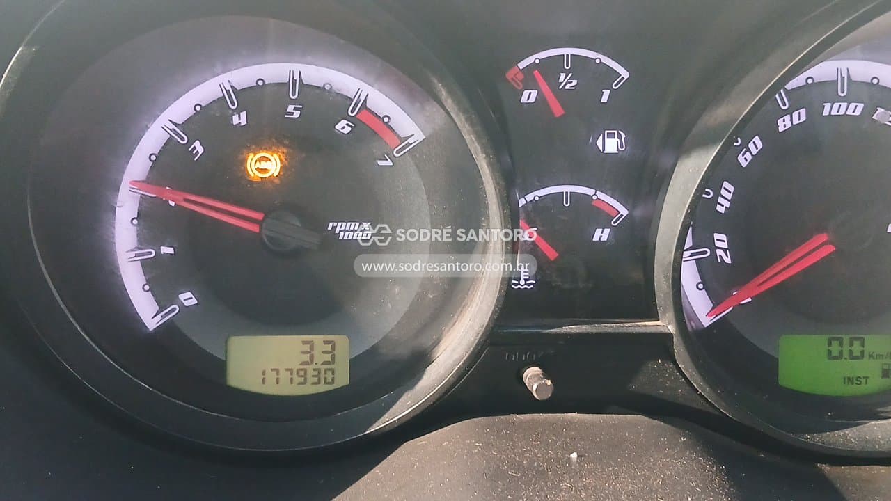Ford Fiesta Sedan 1.6 Flex 2014 — foto 7