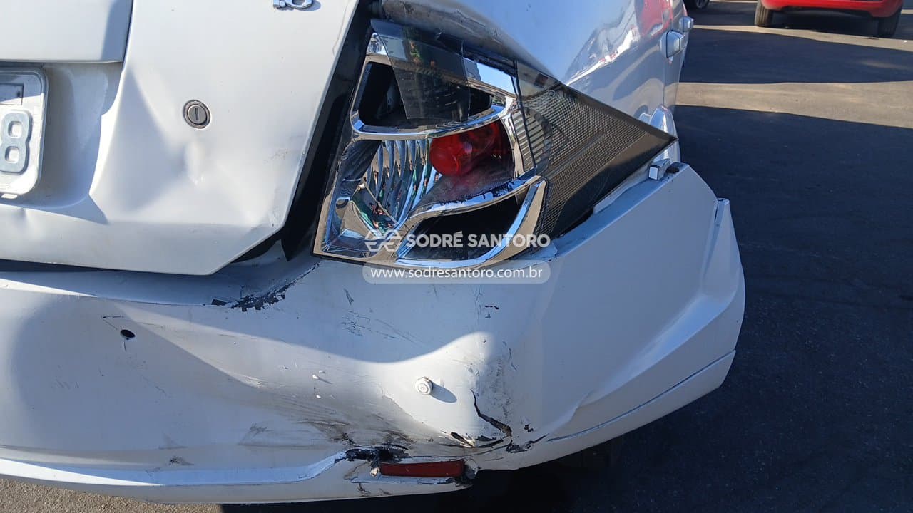 Ford Fiesta Sedan 1.6 Flex 2014 — foto 12