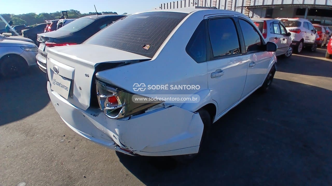 Ford Fiesta Sedan 1.6 Flex 2014 — foto 4