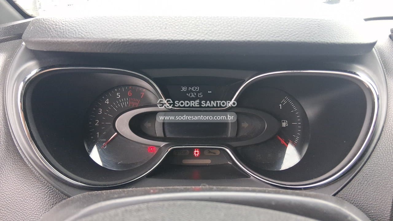 Renault Captur Inten 16a 2020 — foto 7