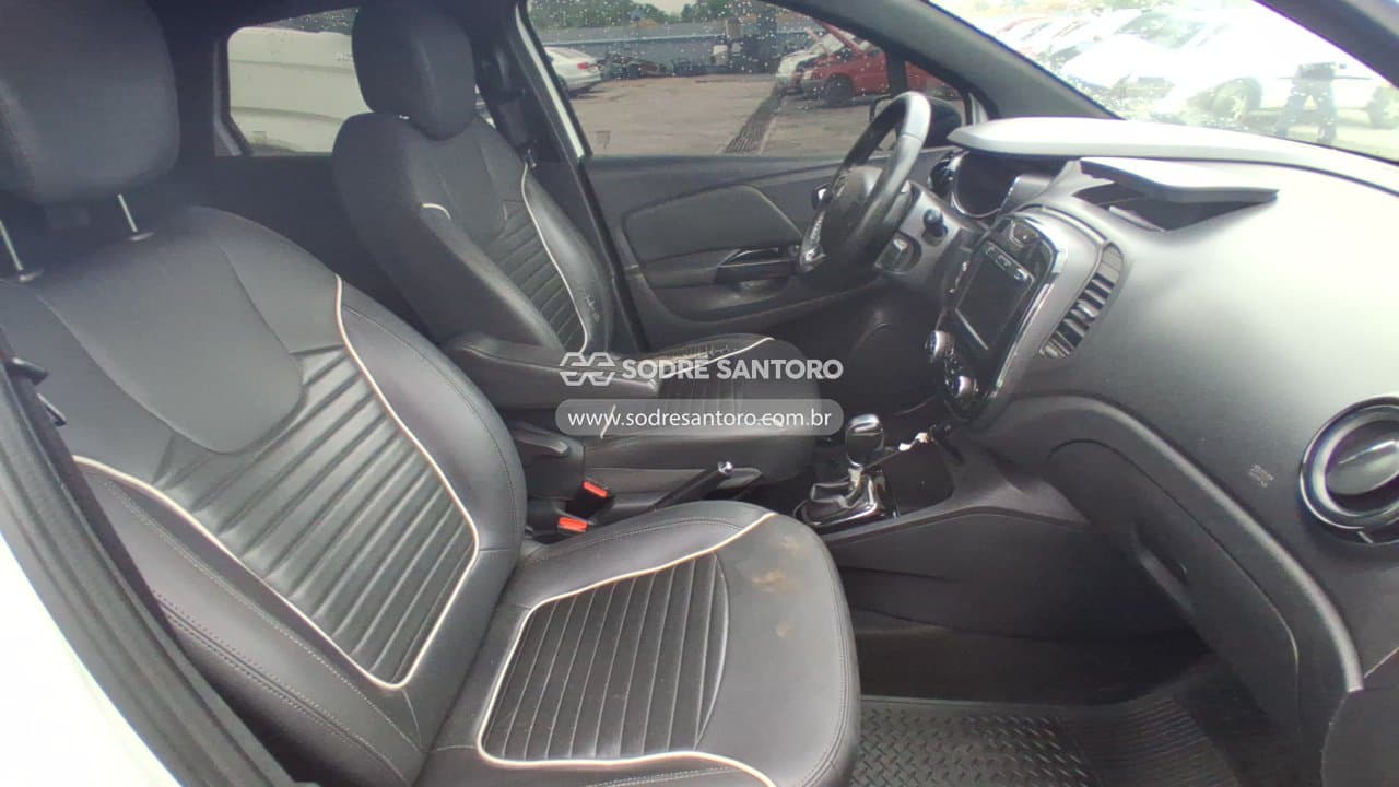 Renault Captur Inten 16a 2020 — foto 8