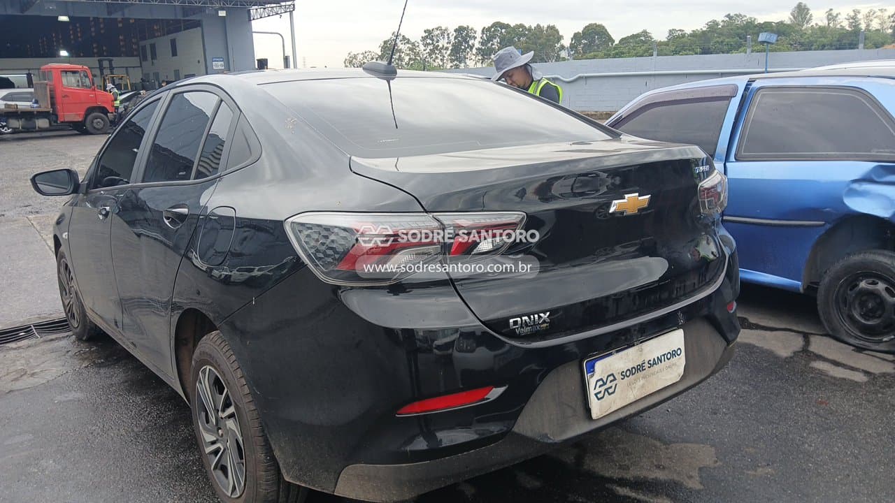Chevrolet Onix Plus Ta Nb Alc 2027 — foto 2