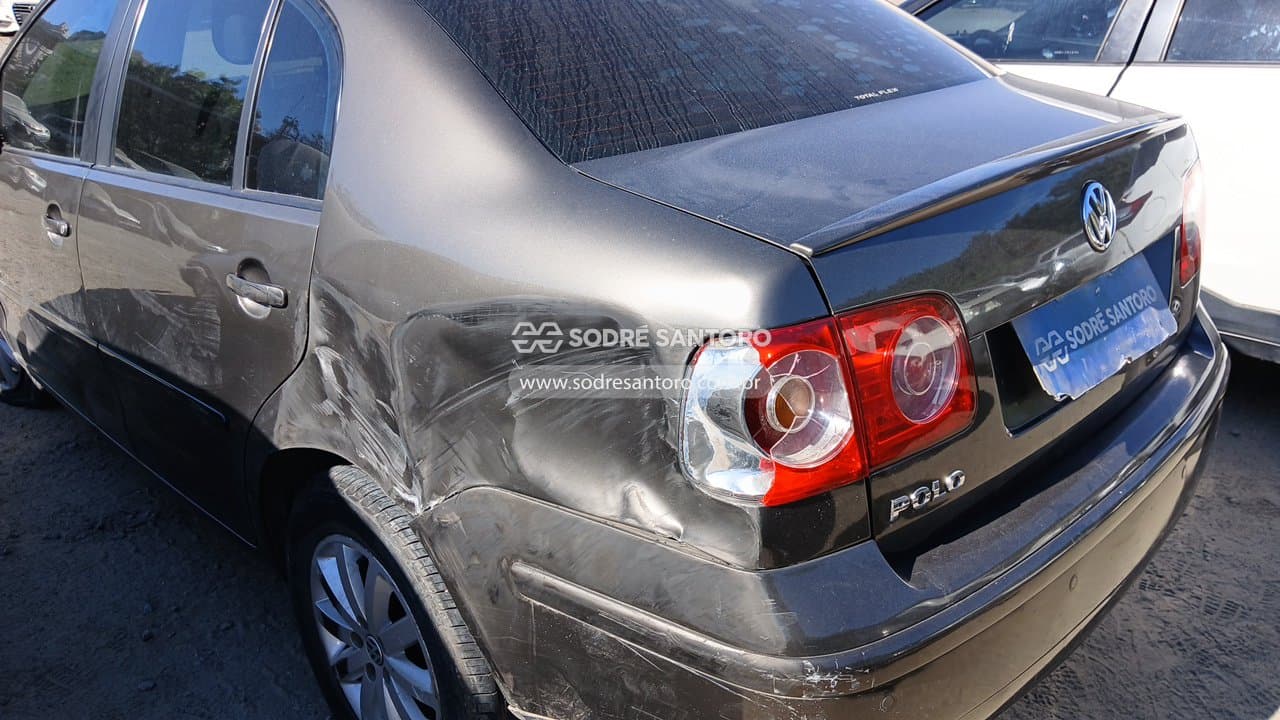 Volkswagen Polo Sedan 1.6 Comfor 2009 — foto 11