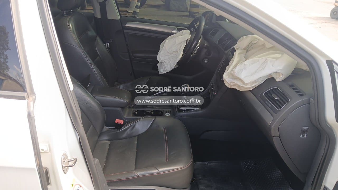 Volkswagen Golf Comfortline 2015 — foto 8