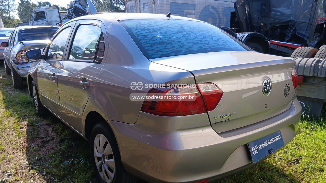 Volkswagen Voyage 1.6 2013 — foto 2
