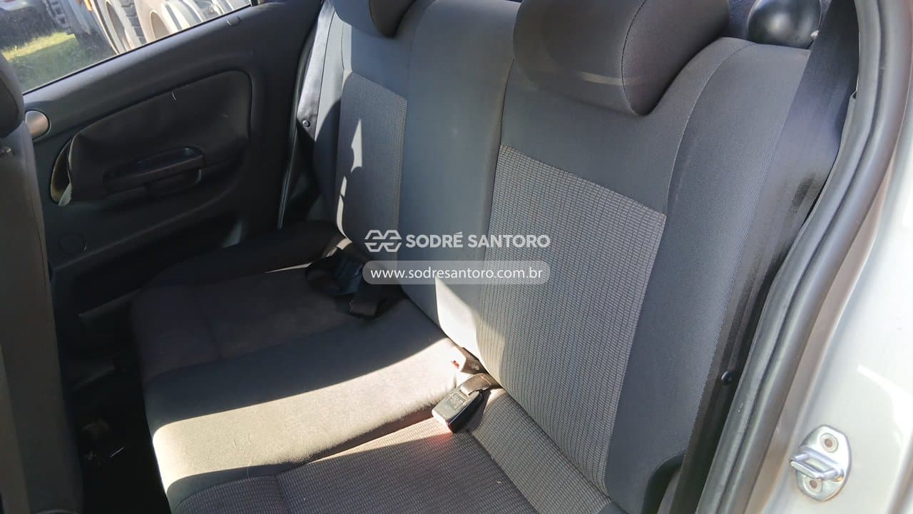 Volkswagen Voyage 1.6 2013 — foto 10