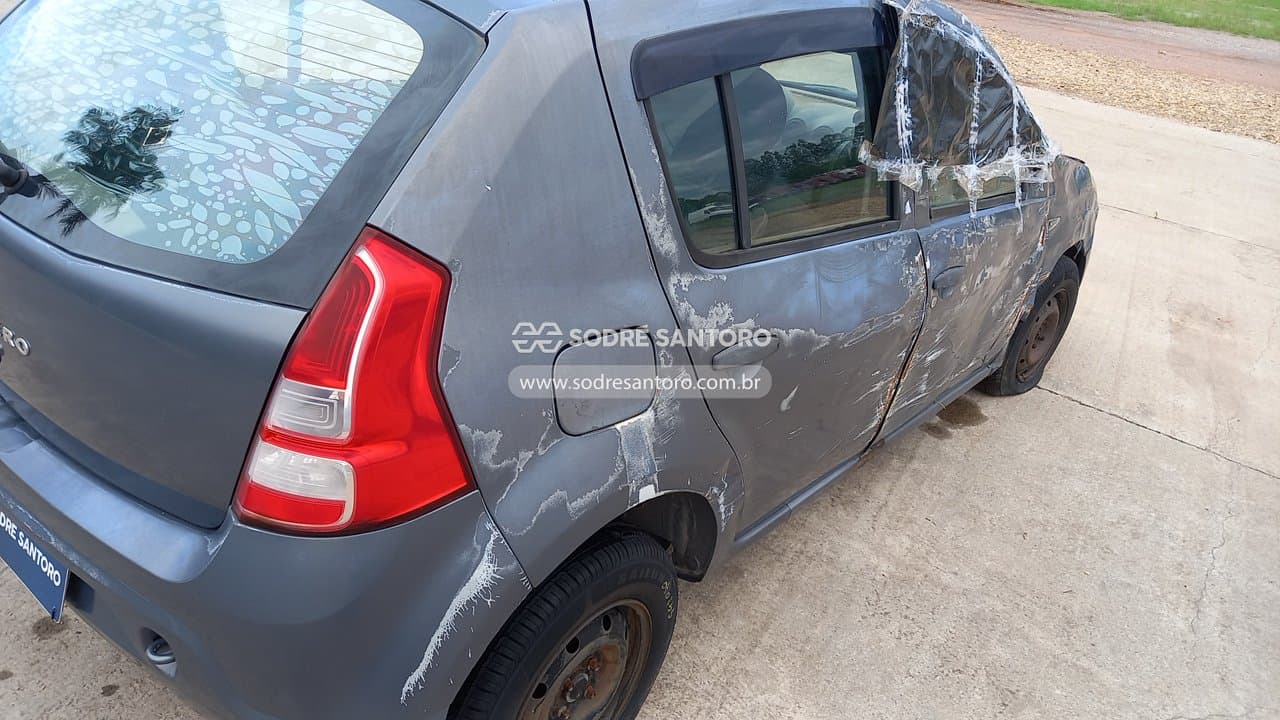 Renault Sandero 2012 — foto 10