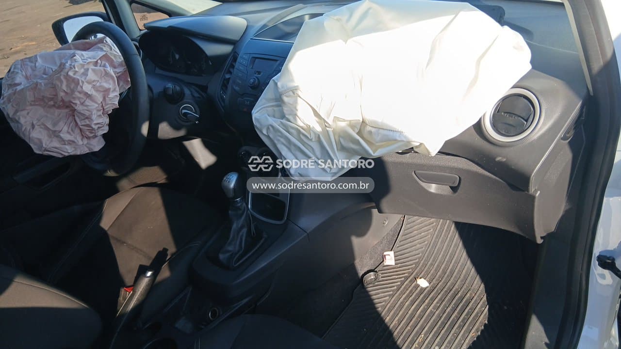 Ford Fiesta 16se 2017 — foto 7