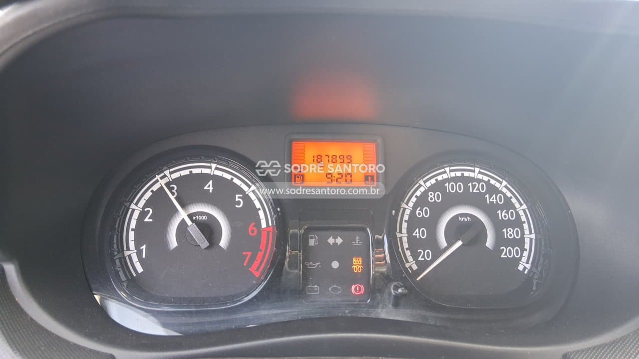 Renault Sandero 2012 — foto 7