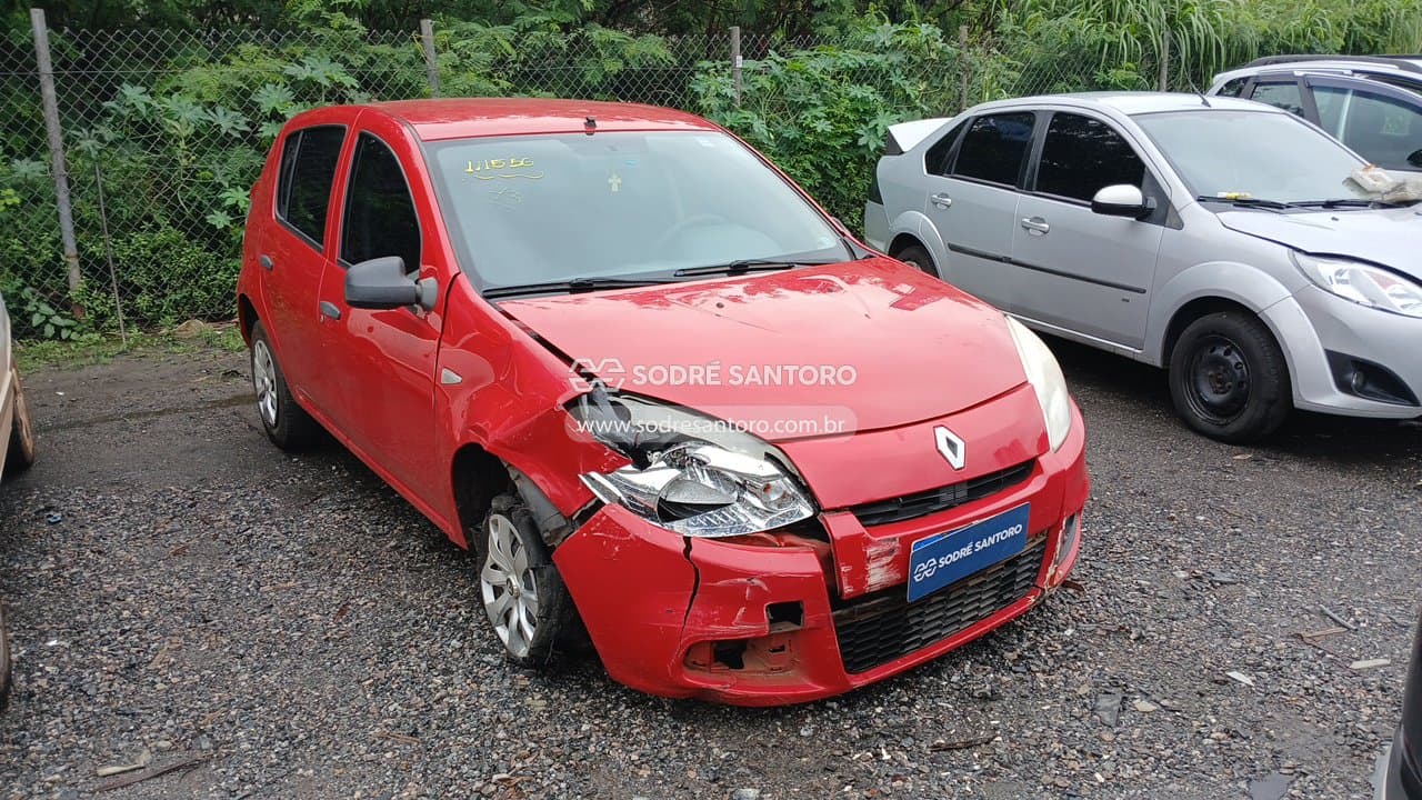 Renault Sandero 2012, vermelha