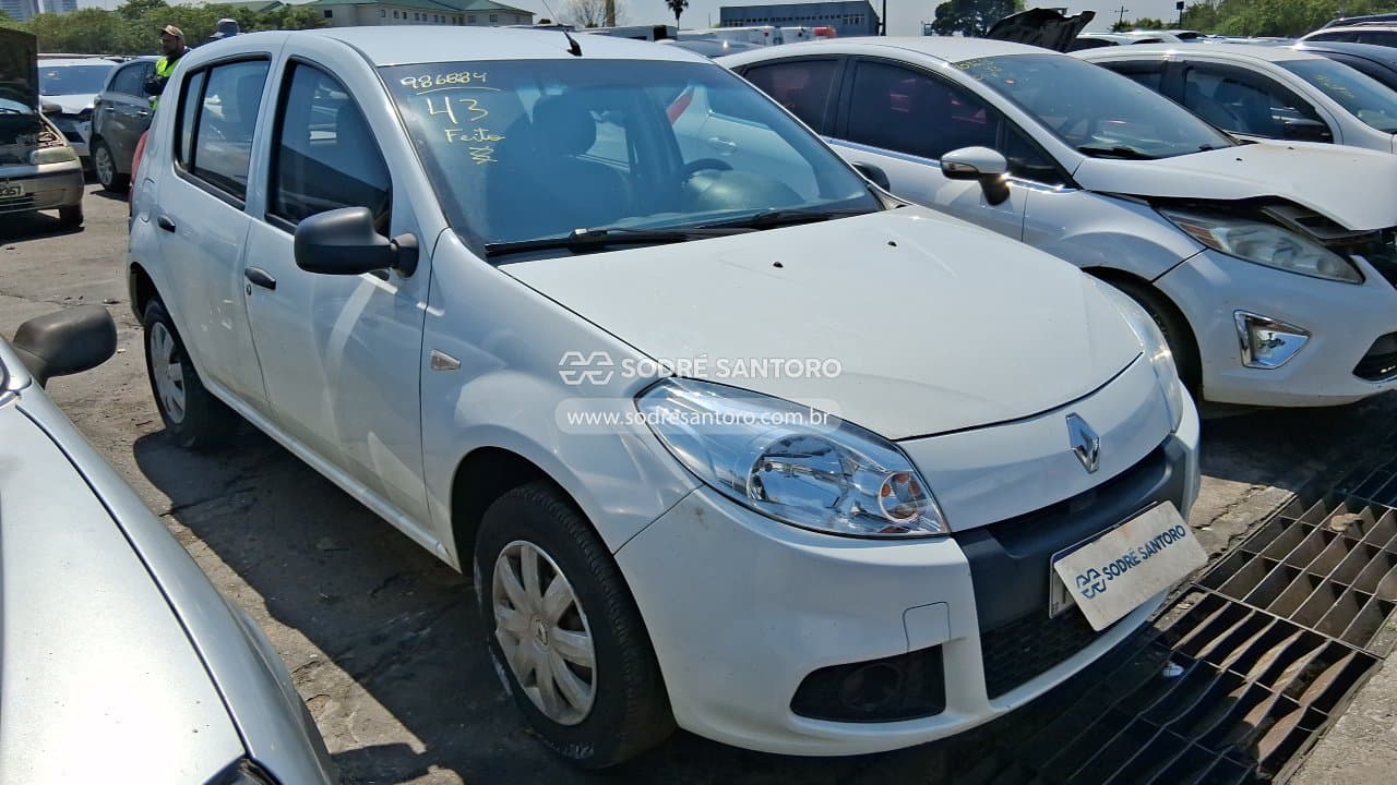 Renault Sandero 2013 — foto 1
