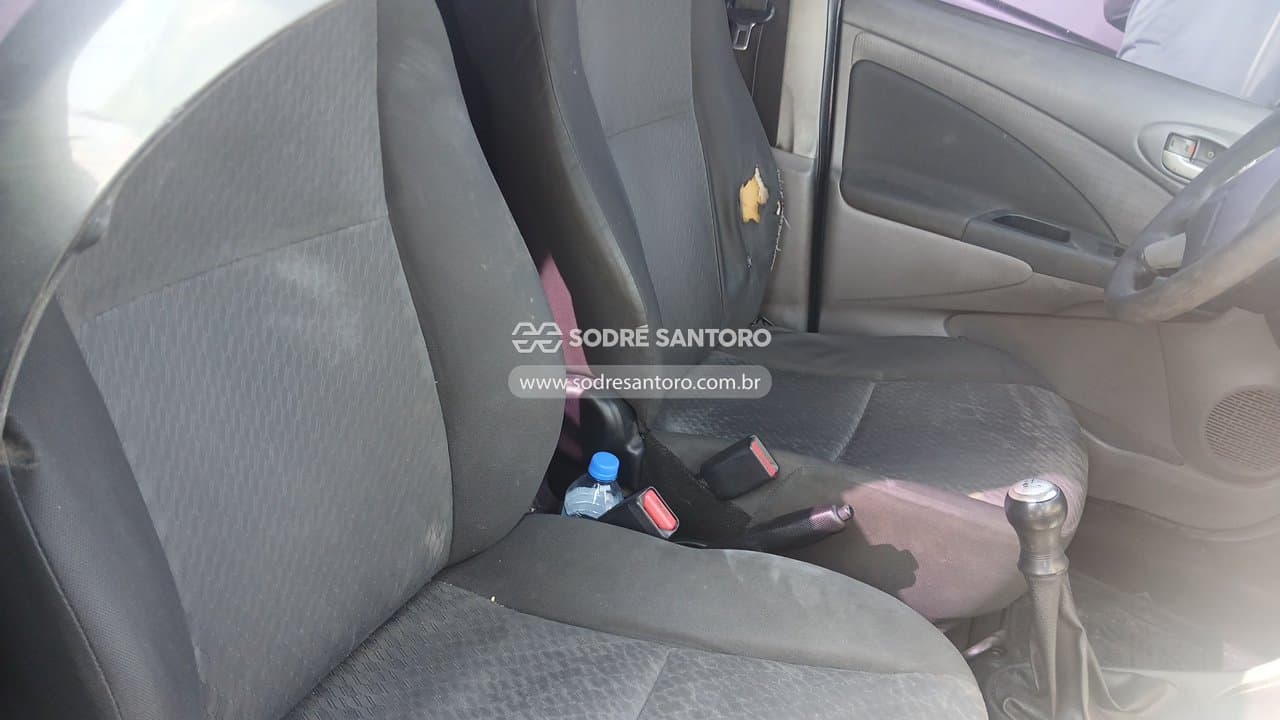 Toyota Etios Hb Xls 2013 — foto 8