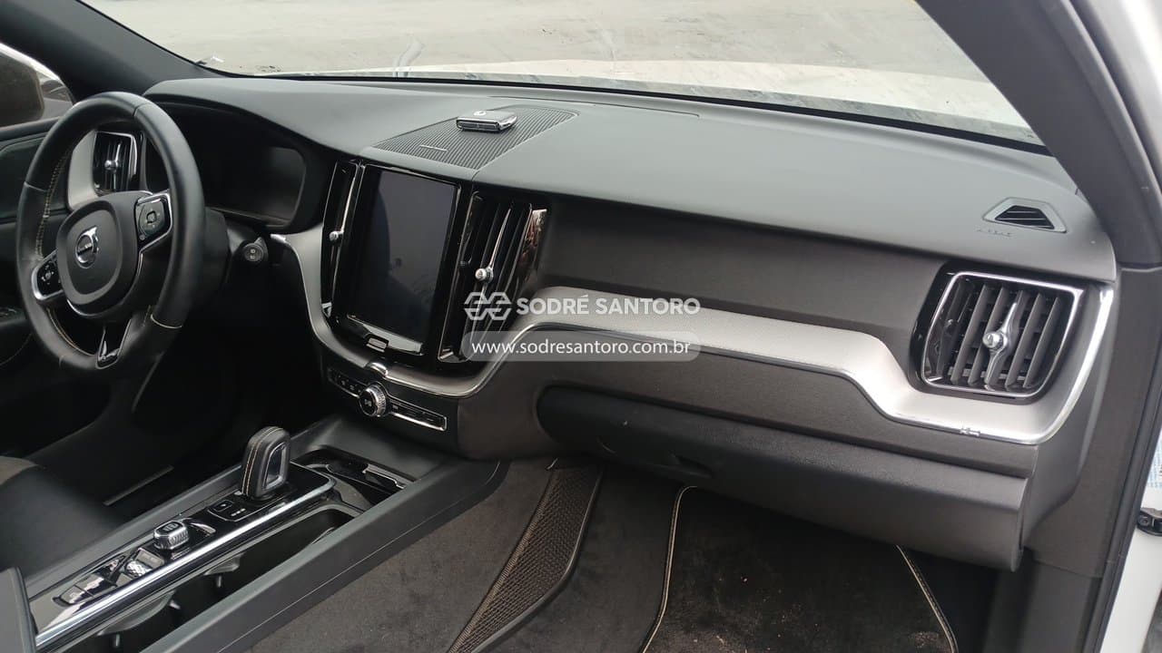 Volvo Xc60 T8 R-design 2020 — foto 6