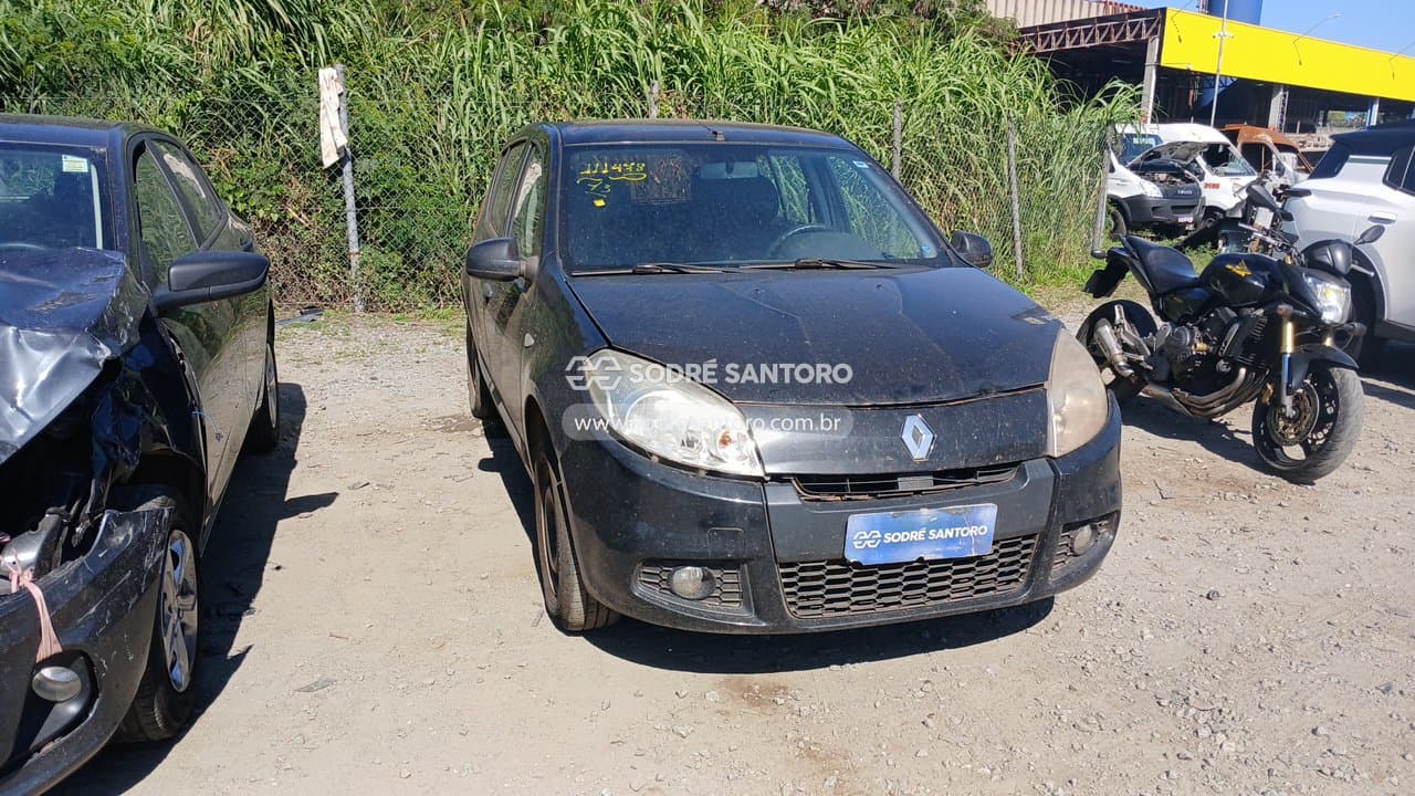 Renault Sandero 2013, preta