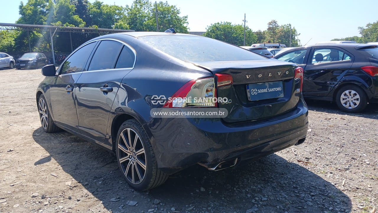 Volvo S60 T4 Momentum 2018 — foto 2