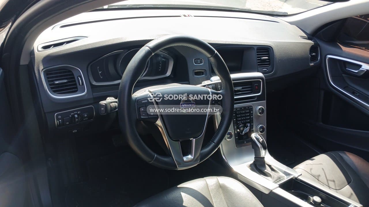 Volvo S60 T4 Momentum 2018 — foto 6