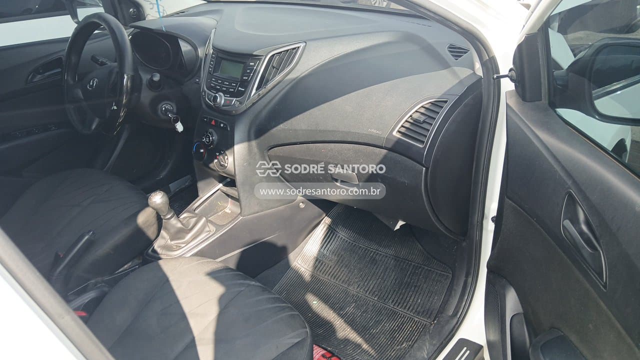 Hyundai Hb20 1.0m Comfor 2014 — foto 8