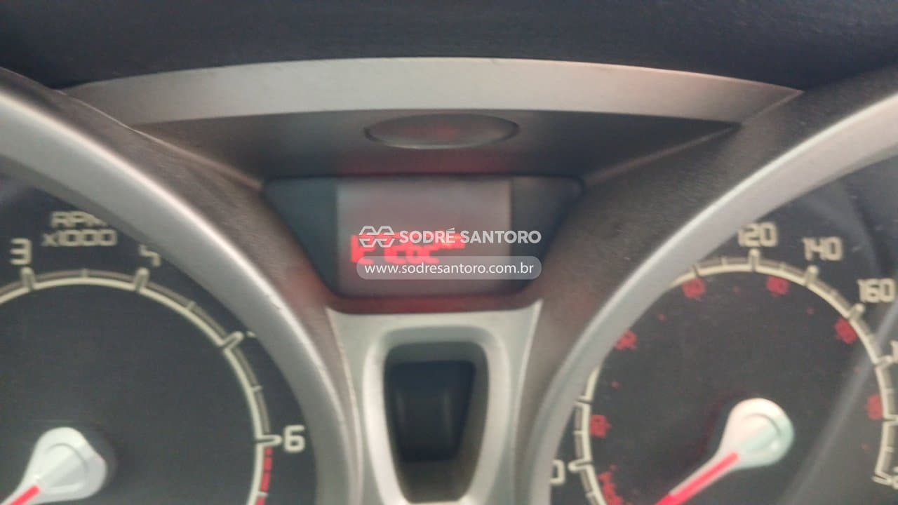 Ford Fiesta Se 2011 — foto 7