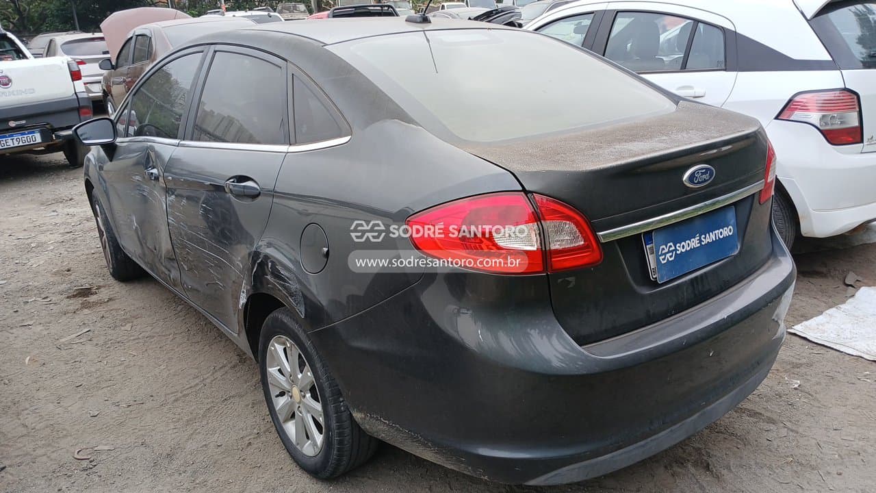 Ford Fiesta Se 2011 — foto 12
