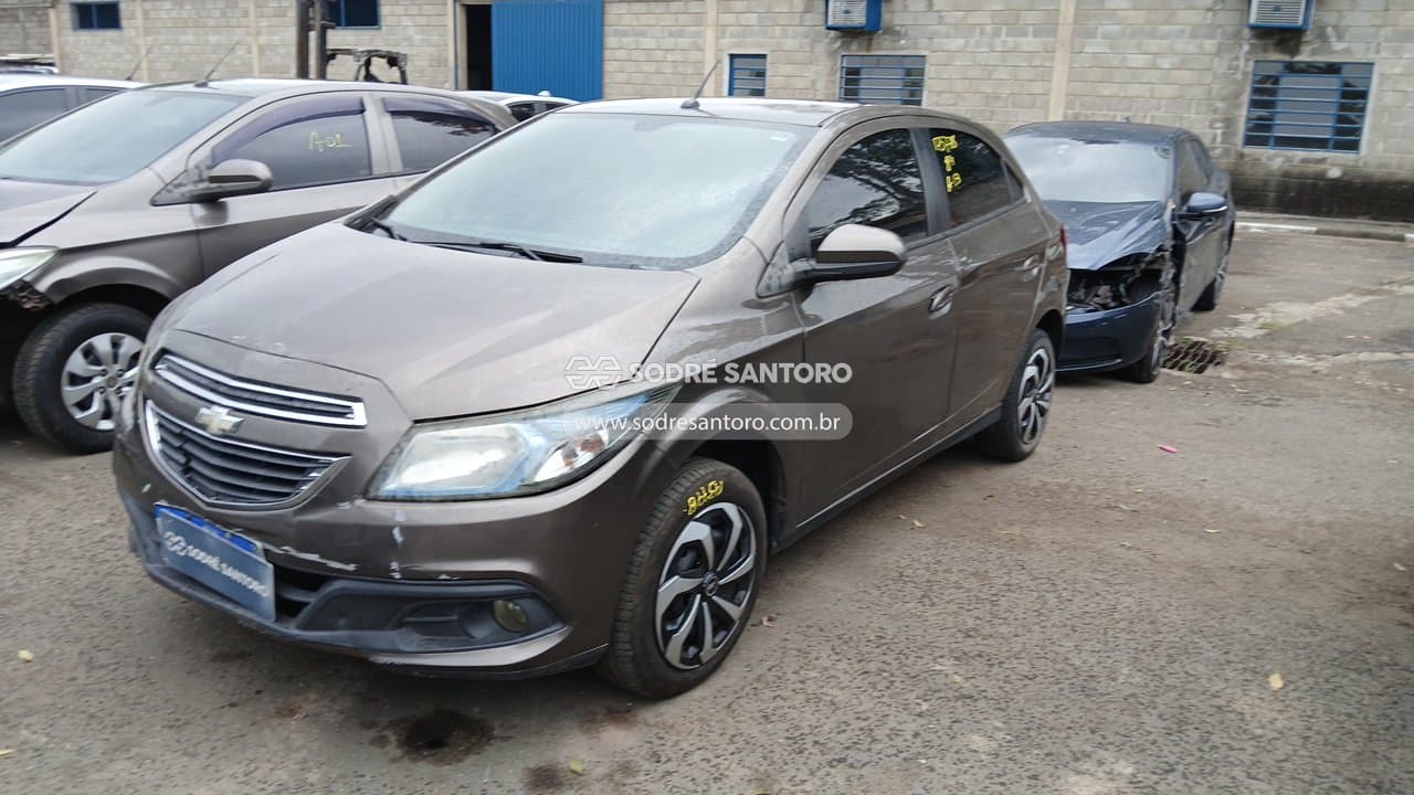 Chevrolet Onix 1.4 Lt 2014 — foto 3