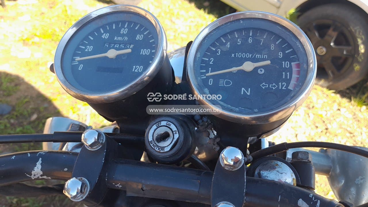 Suzuki Intruder 125 2004 — foto 7