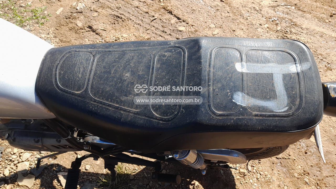 Suzuki Intruder 125 2004 — foto 8