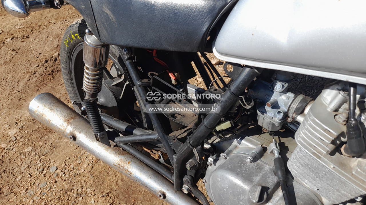 Suzuki Intruder 125 2004 — foto 10