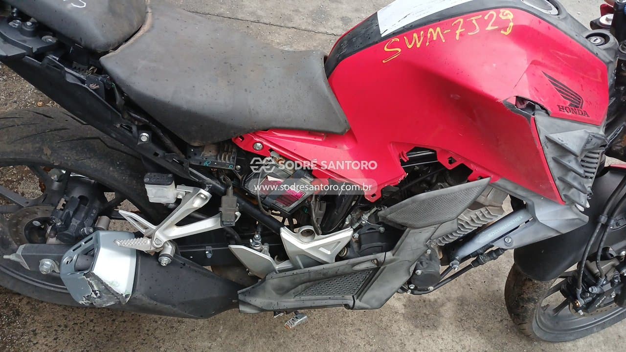 Honda Cb 300f Twister Cbs 2024 — foto 10