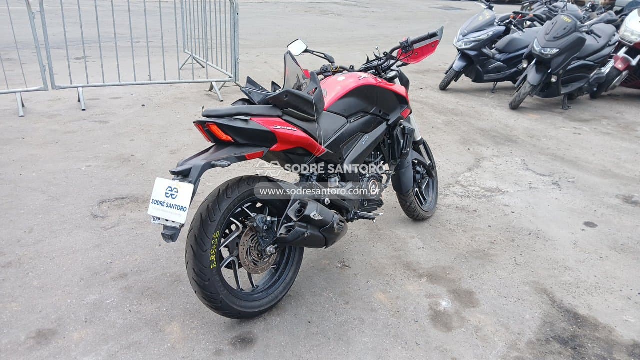 Bajaj Dominar D400 2025 — foto 4