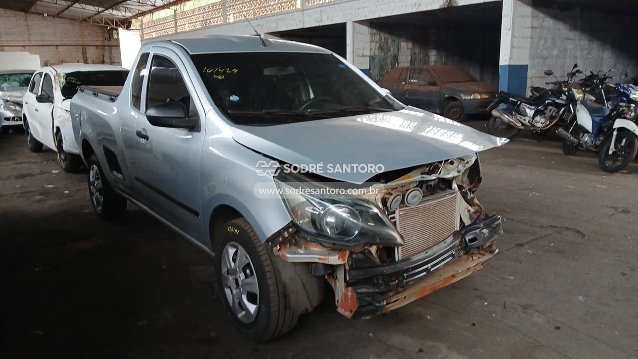 Chevrolet Montana Ls 2013, prata