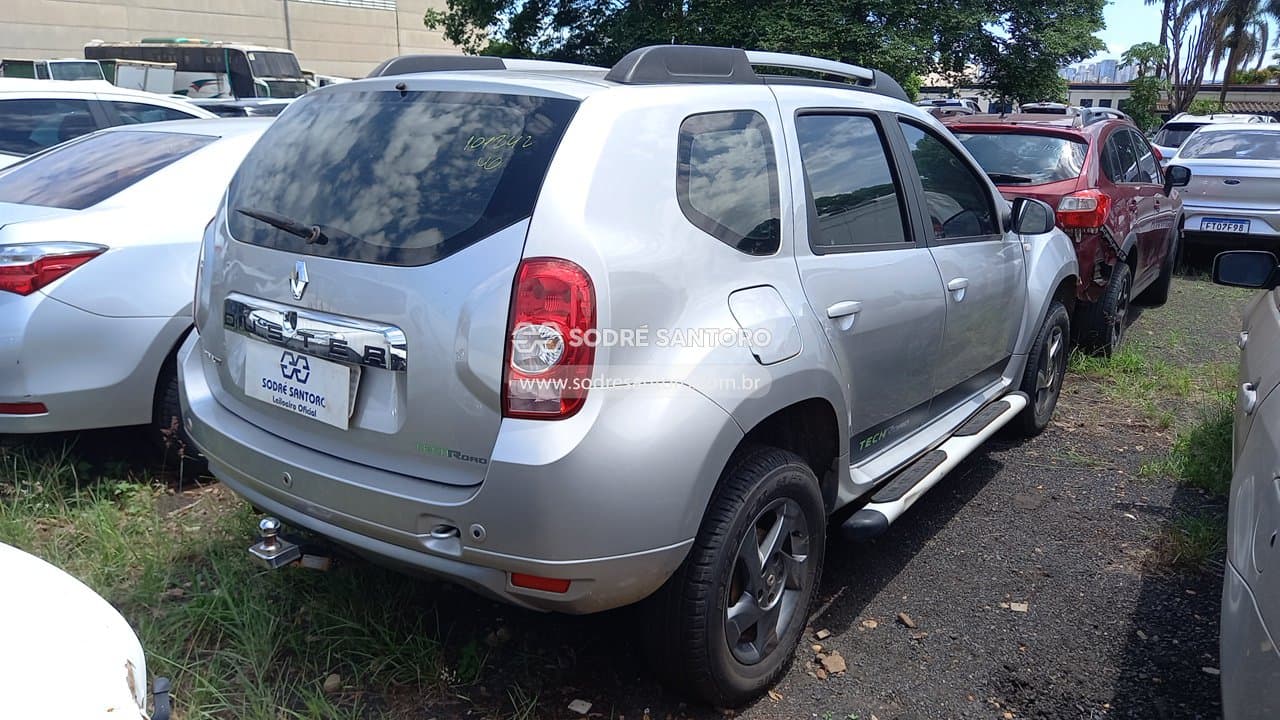 Renault Duster 4x2 2014 — foto 4