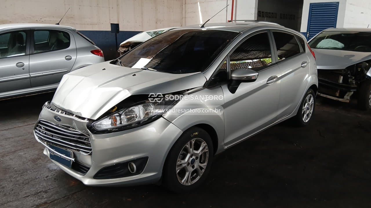 Ford Fiesta Ha 1.6l Se a 2015 — foto 3