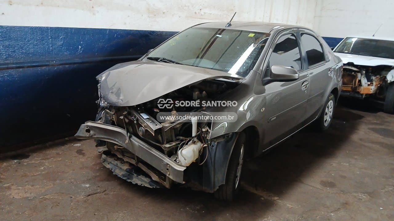 Toyota Etios Sd Xs 15 Mt 2018 — foto 3