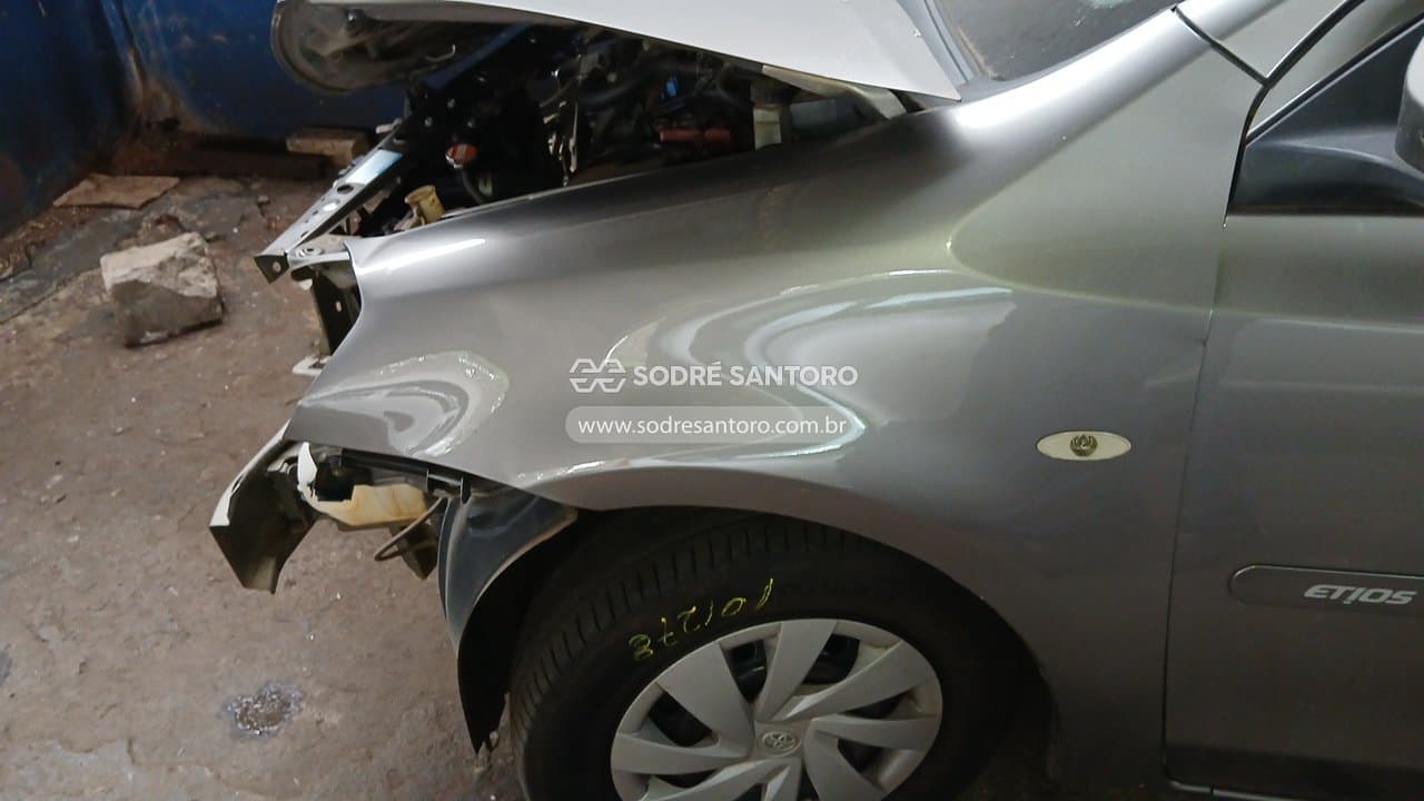 Toyota Etios Sd Xs 15 Mt 2018 — foto 10
