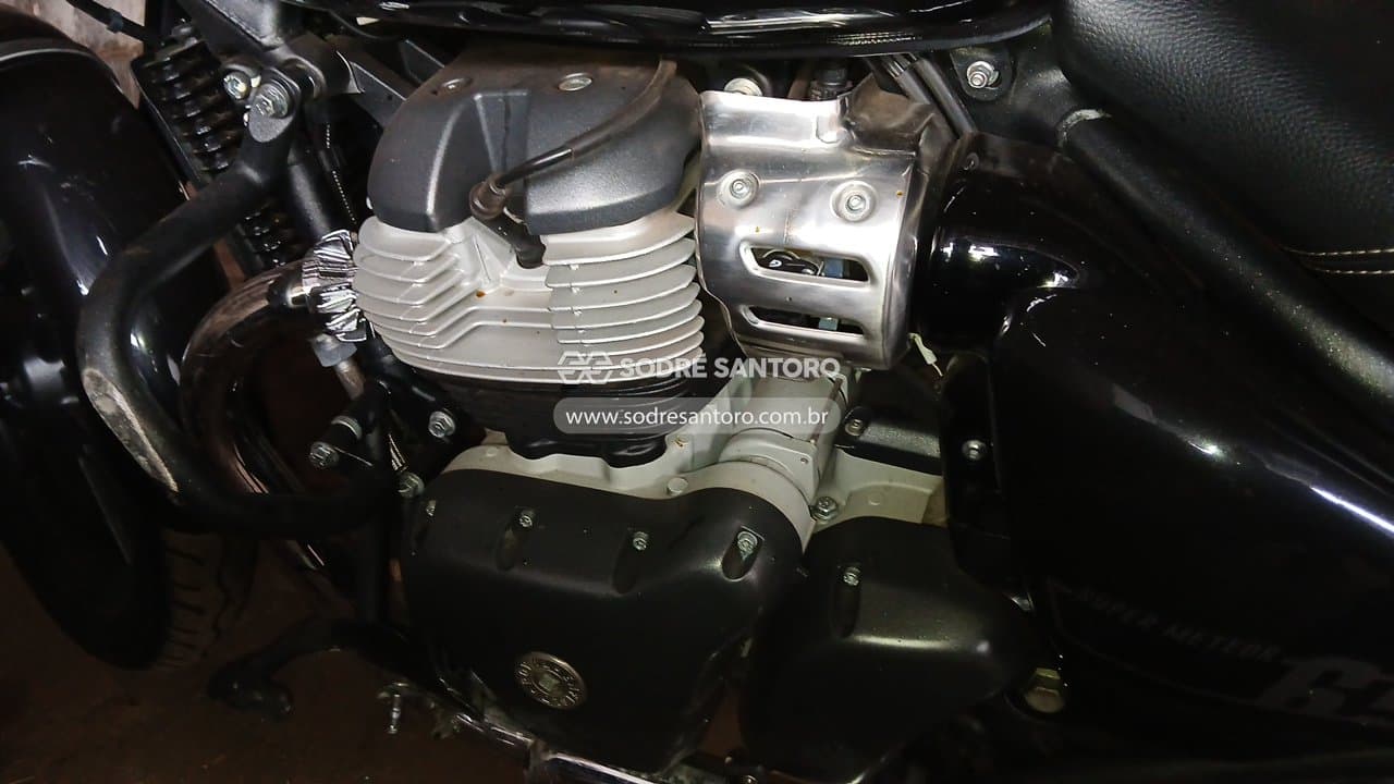 Royal Enfield Super Meteor 650 2025 — foto 5