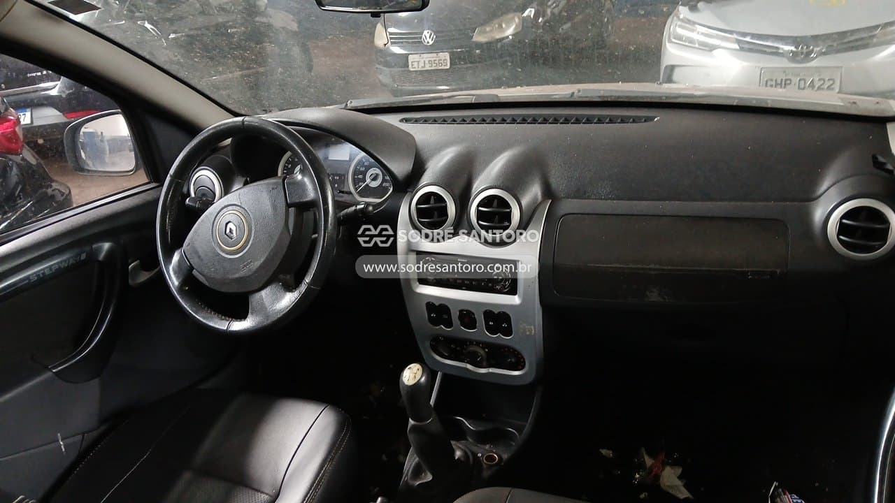 Renault Sandero Stepway 2010 — foto 6