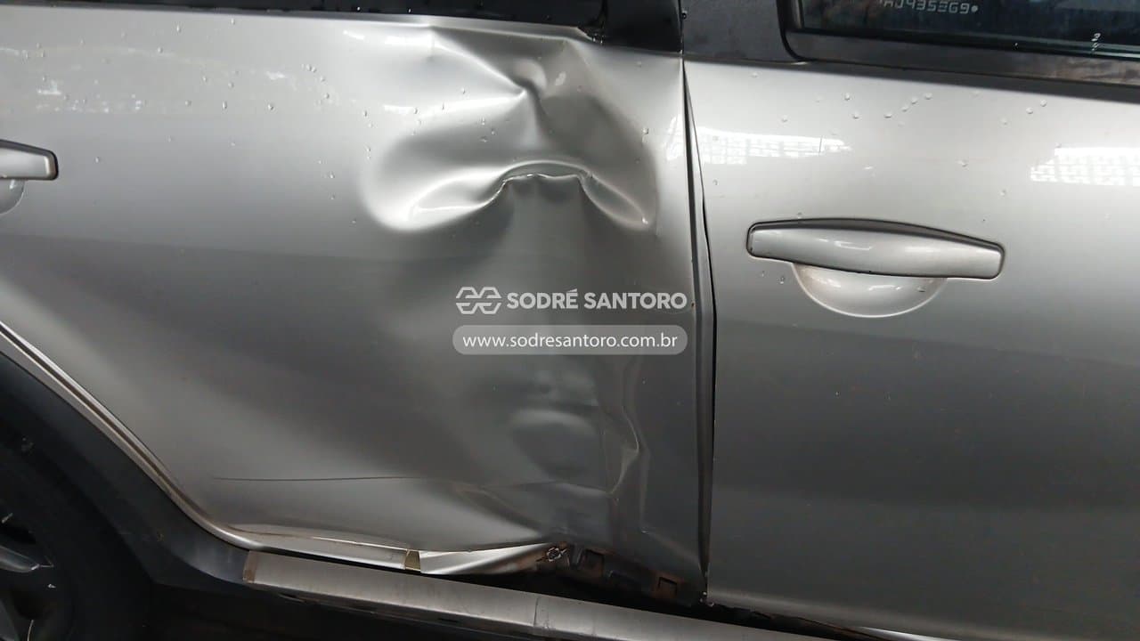 Renault Sandero Stepway 2010 — foto 12