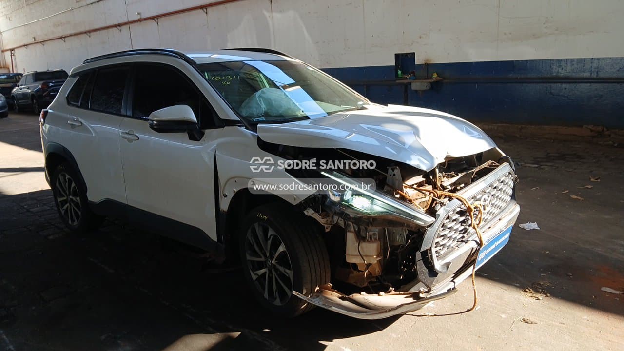 Toyota Corolla Cross Xre 20 2022, branca