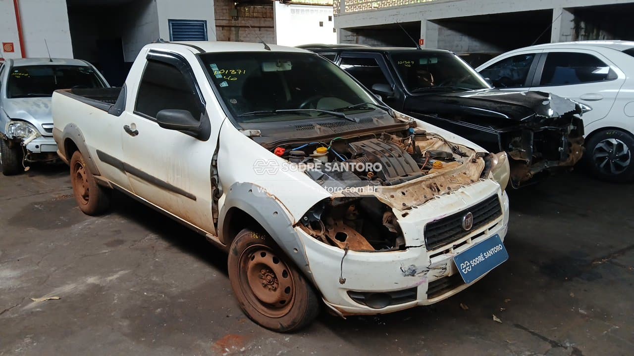 Fiat Strada Working 2010, branca